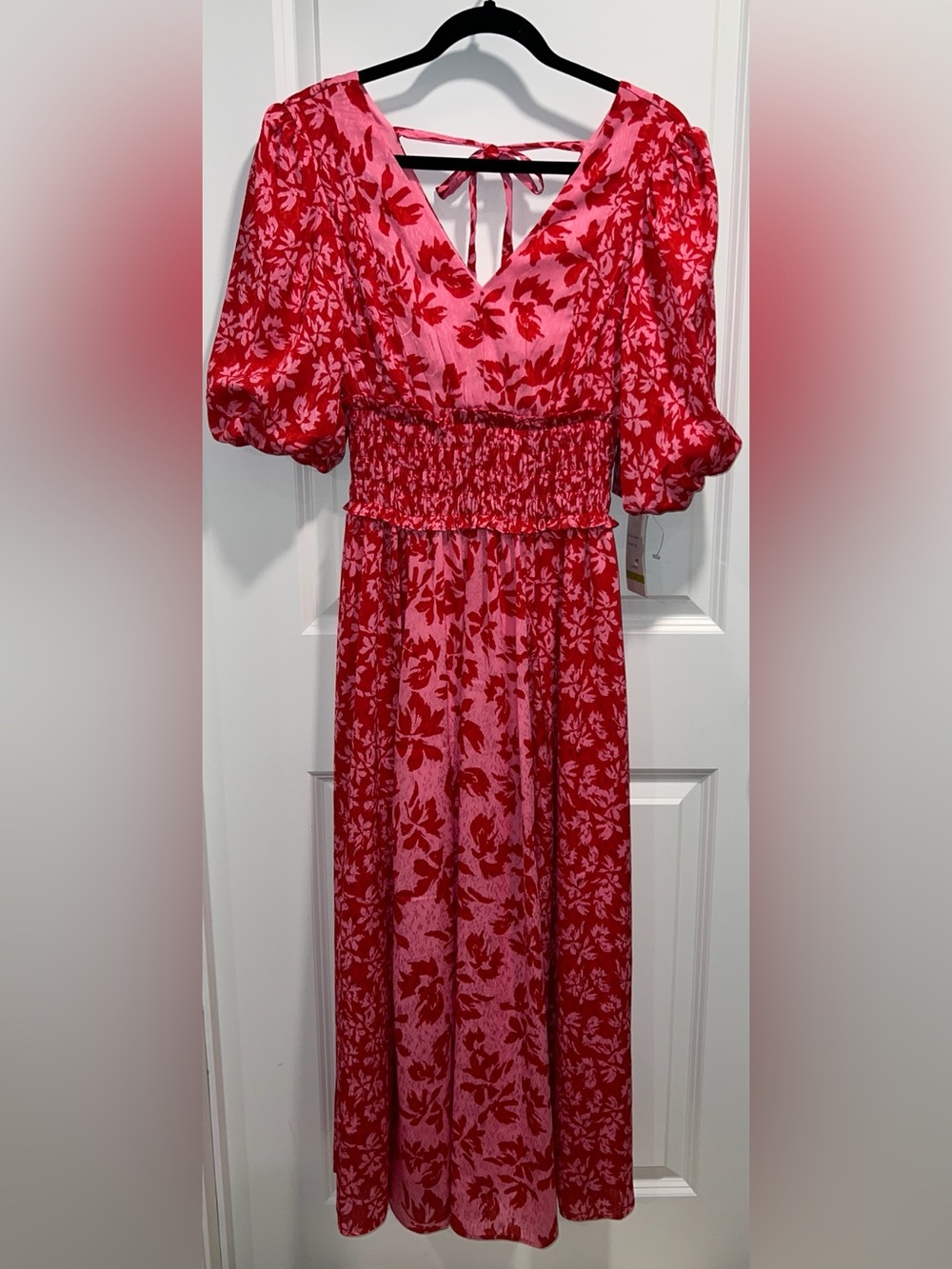 Taylor Women’s Red and Pink Floral Puff Sleeve Midi Dress Size 4 NWT